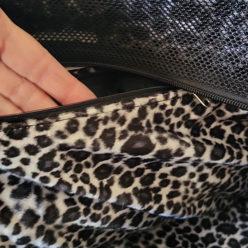 Dog carrier / Purse